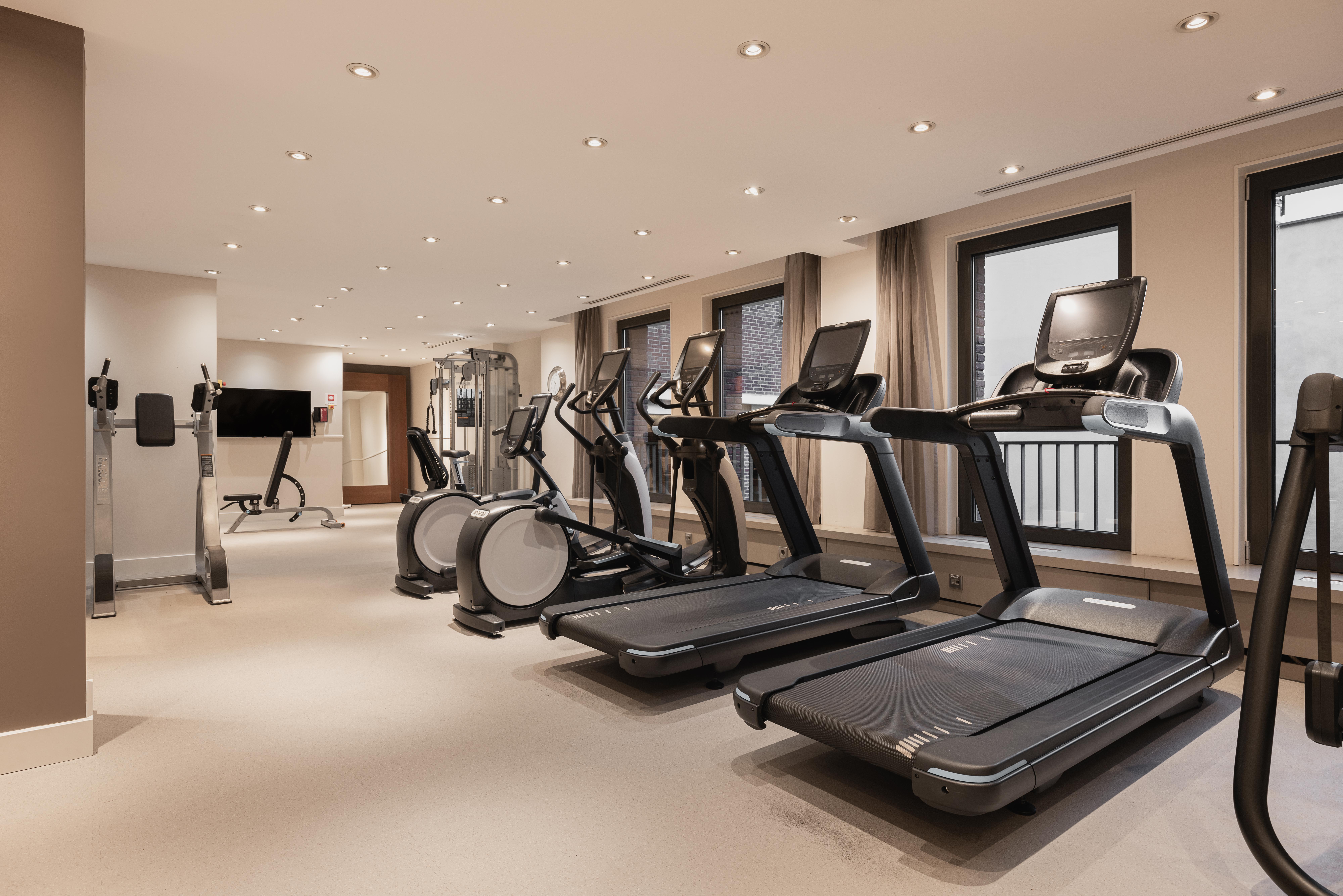 Hilton The Hague Hotel Exterior photo The gym at The Ivy Collection