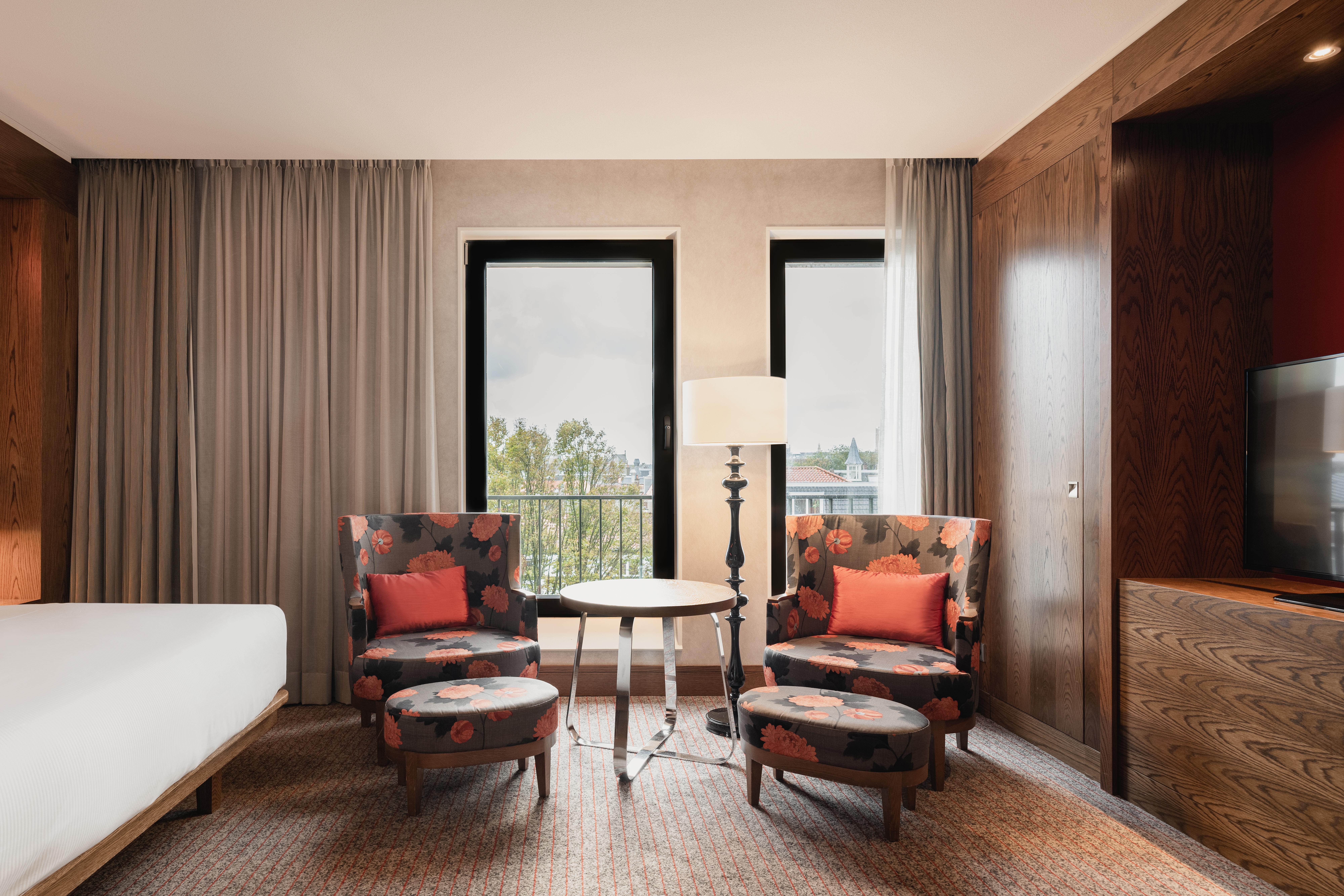 Hilton The Hague Hotel Exterior photo A guest room at the hotel
