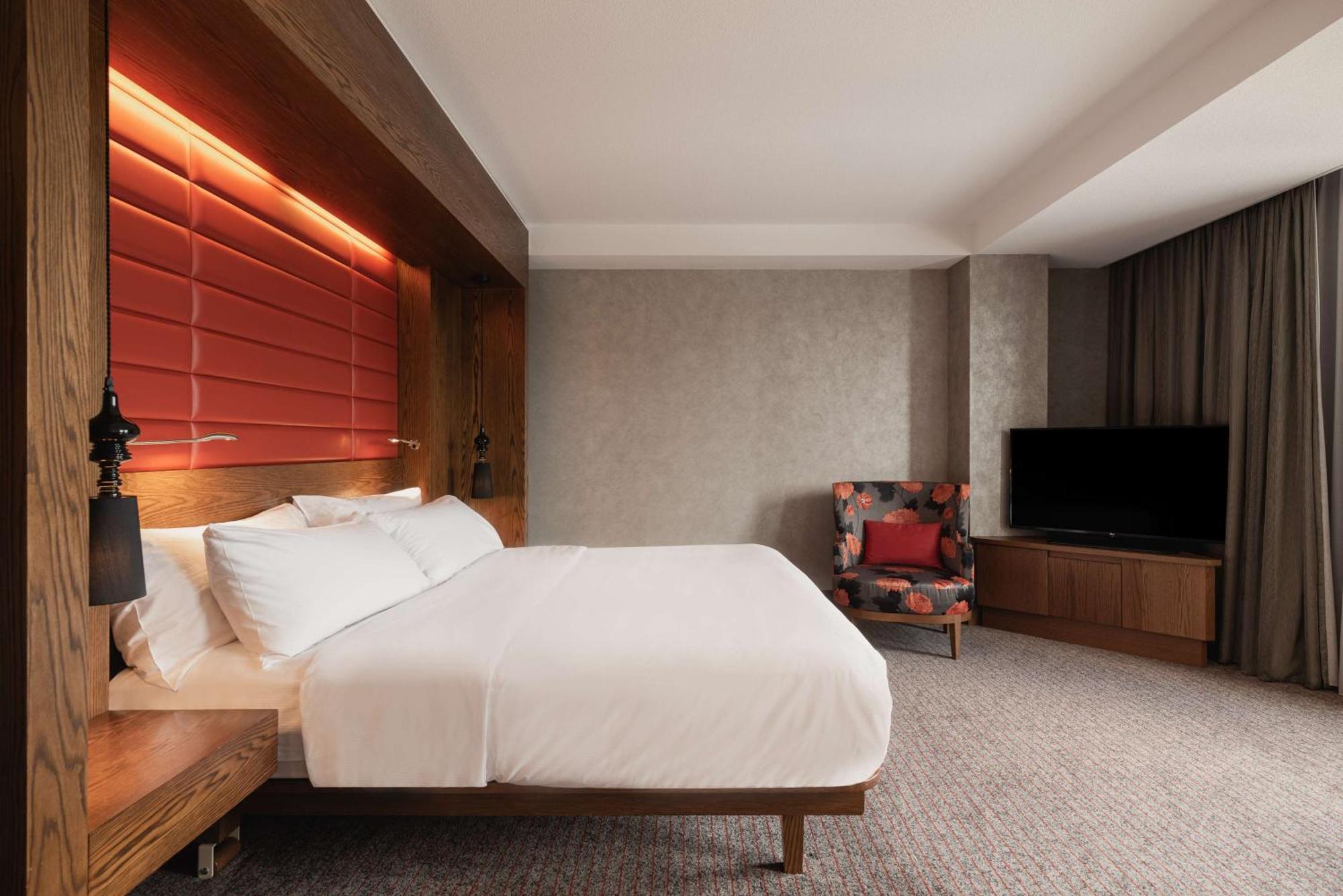 Hilton The Hague Hotel Exterior photo A bedroom at the hotel