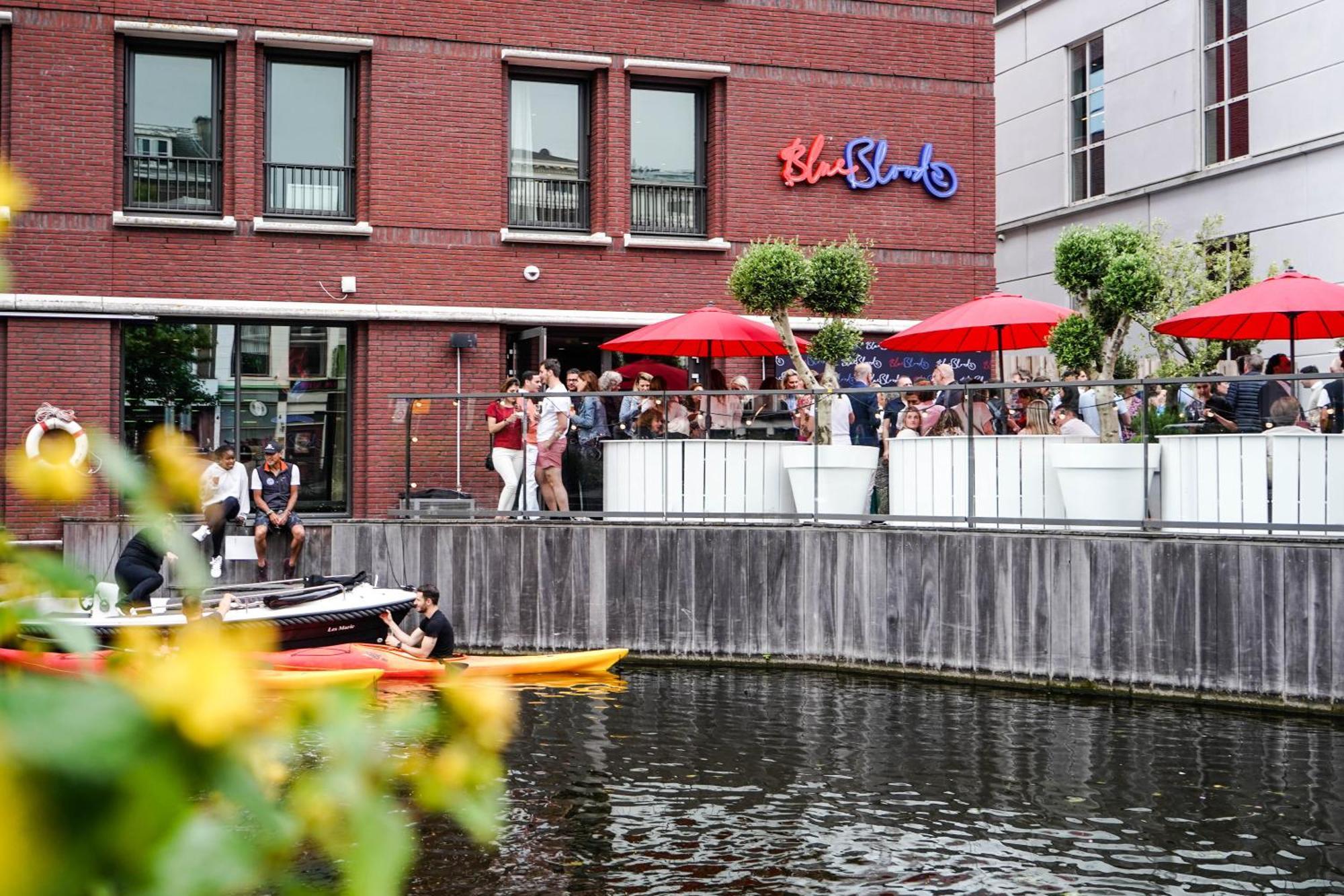 Hilton The Hague Hotel Exterior photo The restaurant in 2011